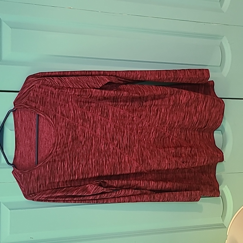 Fuchsia top